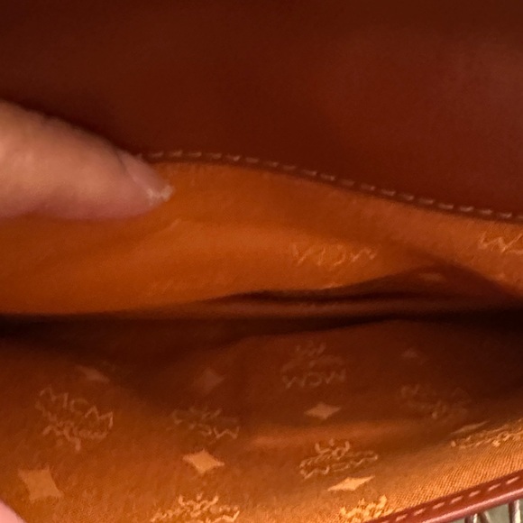 MCM Visetos Cognac Monogram Leather Clutch unisex Comes with original key! A+ - Picture 4 of 12